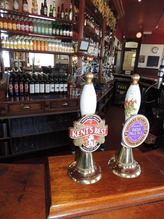 Railway Hotel Faversham Eksteriør bilde