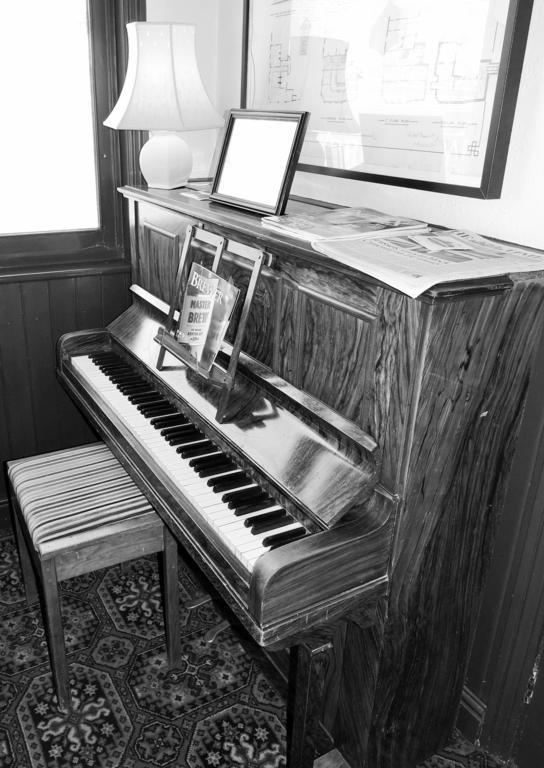 Railway Hotel Faversham Eksteriør bilde
