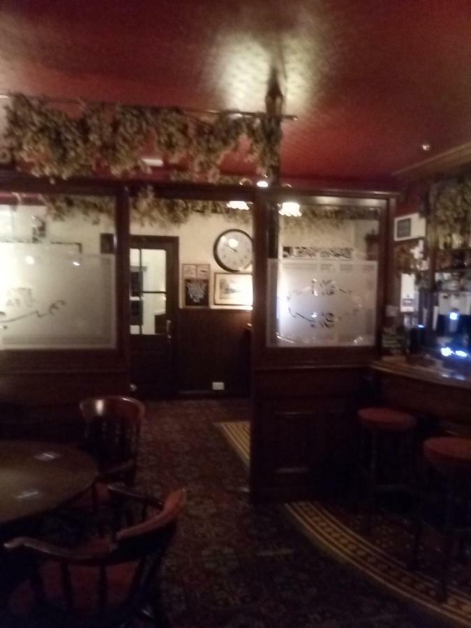 Railway Hotel Faversham Eksteriør bilde